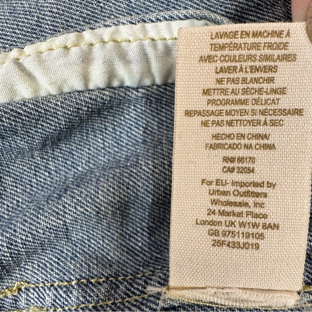 Free People Jean Jacket Women's 4 Blue Multicolor‎ Aztec Baja Print Distressed - Picture 9 of 11